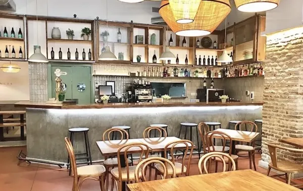 La Brunilda, Seville