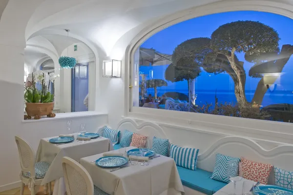 Terrazza Brunella Positano hotel terrace romantic dinner views