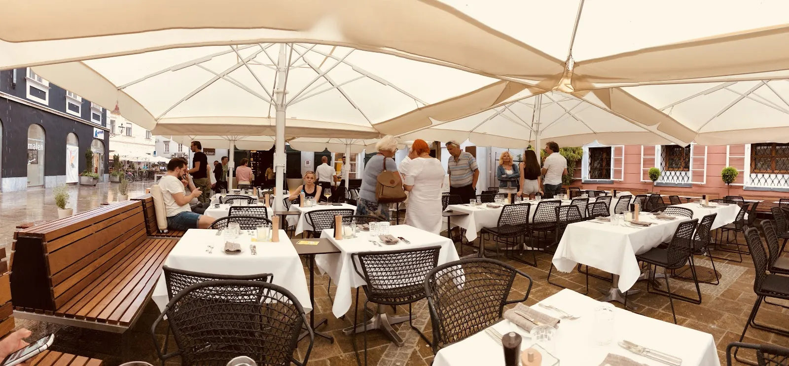 Eckstein dining room