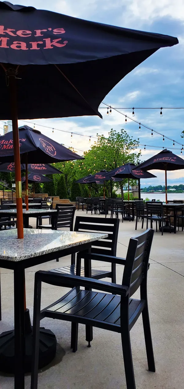 River House Louisville Ohio River waterfront seafood American dining