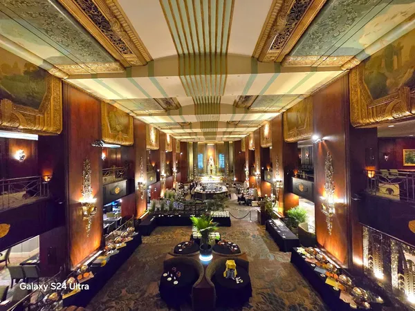1931 Cincinnati Contemporary American — Art Deco Hotel Dining restaurant