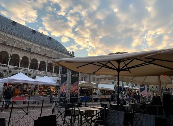 Belle Parti, Padua