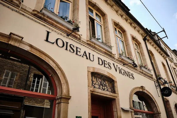 Loiseau des Vignes to Beaune