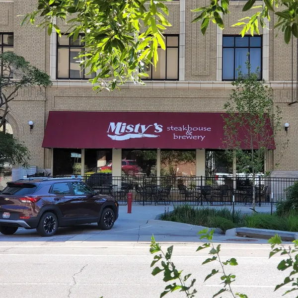 Misty's Steakhouse & Brewery Lincoln American Steakhouse restaurant
