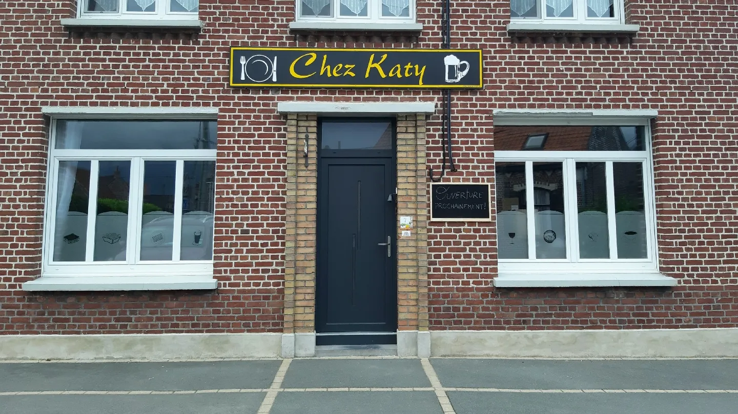 Chez Katy dining room