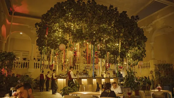 Astrid y Gastón, Lima