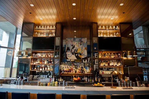 Max Downtown Hartford power steakhouse dining room