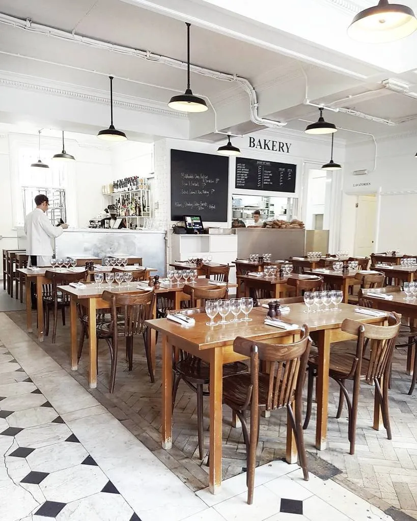 ST. JOHN BREAD & WINE London — Spitalfields dining room