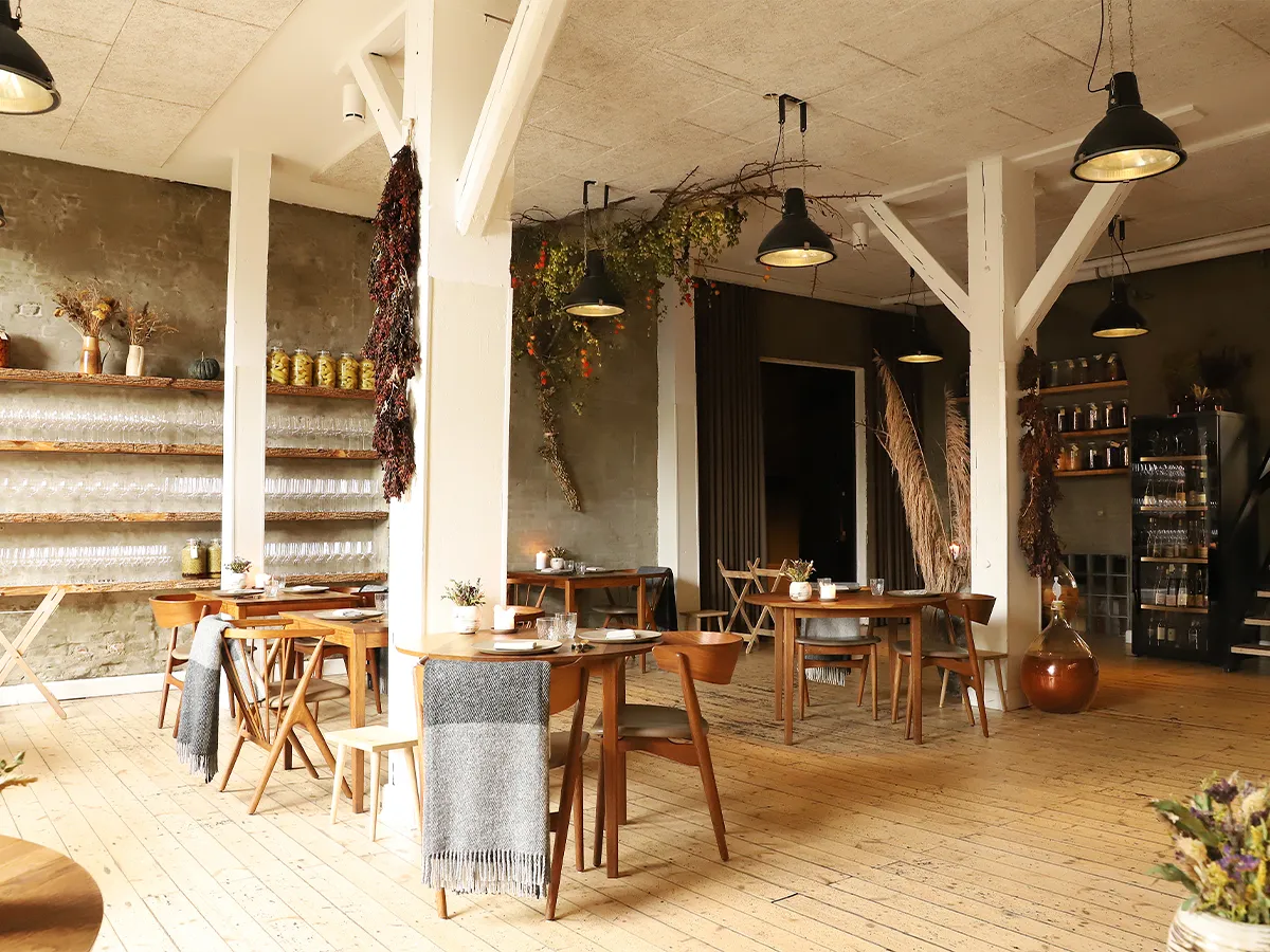 Domestic restaurant