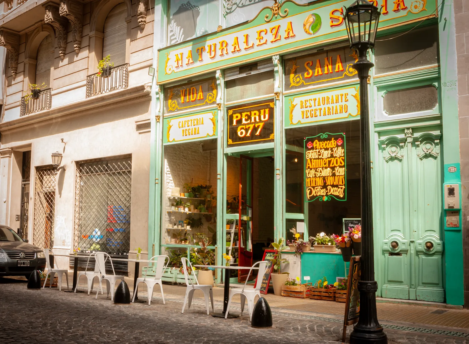 Naturaleza Sabia Buenos Aires Plant-Forward Palermo Soho dining room