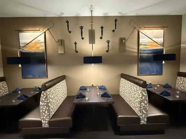 Dining room at BluPoint Seafood & Steak, Chaffee Crossing Fort Smith