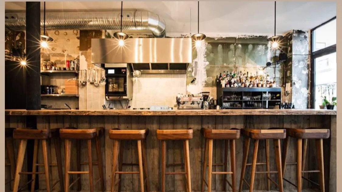 DERSOU Paris — 12th arrondissement / Gare de Lyon dining room