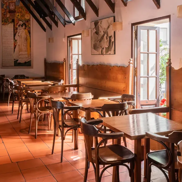 El Pimpi restaurant