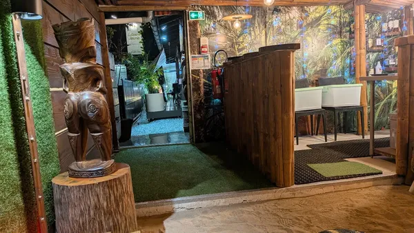 Le Lézard Jaune Café &mdash; Moorea