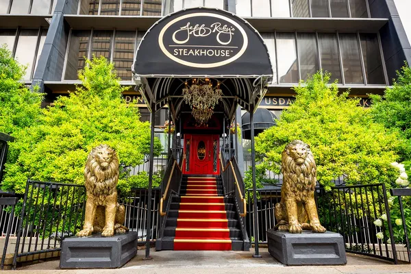 Jeff Ruby's Steakhouse Louisville Kentucky Art Deco live entertainment power dinner