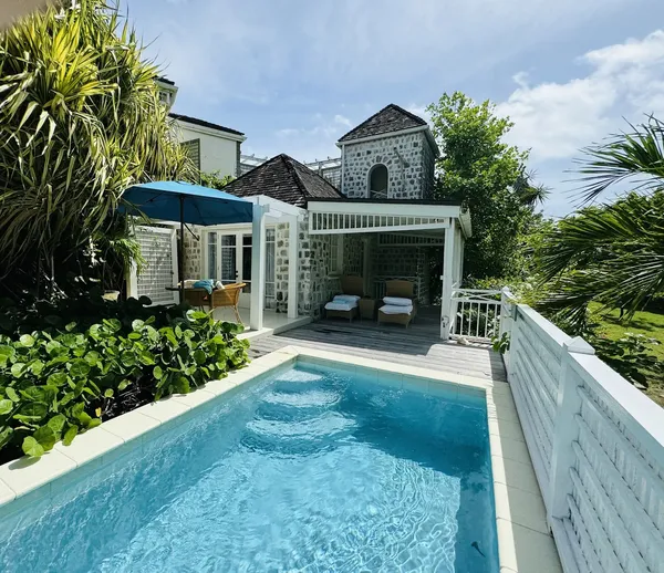 Veranda at The Cotton House &mdash; Mustique