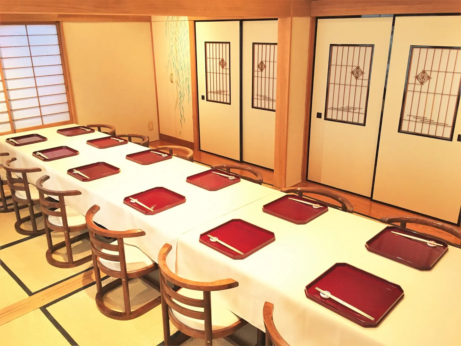 Restaurant dining room