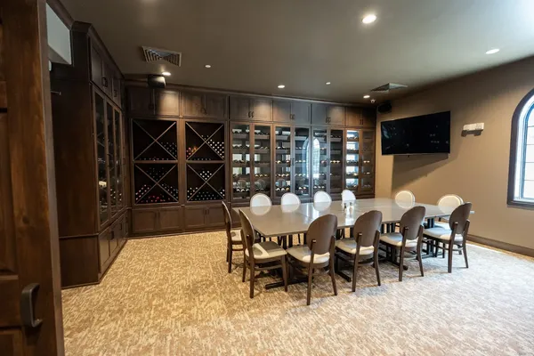 Avanzare Italian Dining Springfield Italian / Northern Regional restaurant