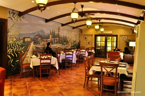 Tuscany Courtyard restaurant