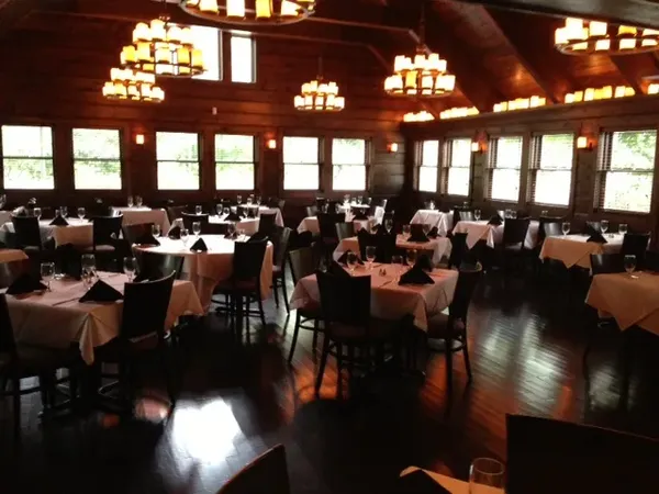 Meridian Restaurant Bar Indianapolis historic 1880s mansion dining