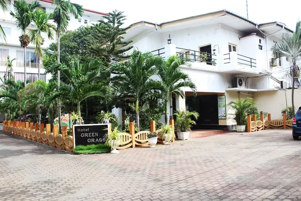 Green Grass Hotel restaurant