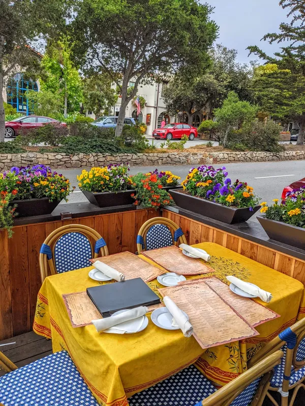 Dametra Cafe Carmel Mediterranean