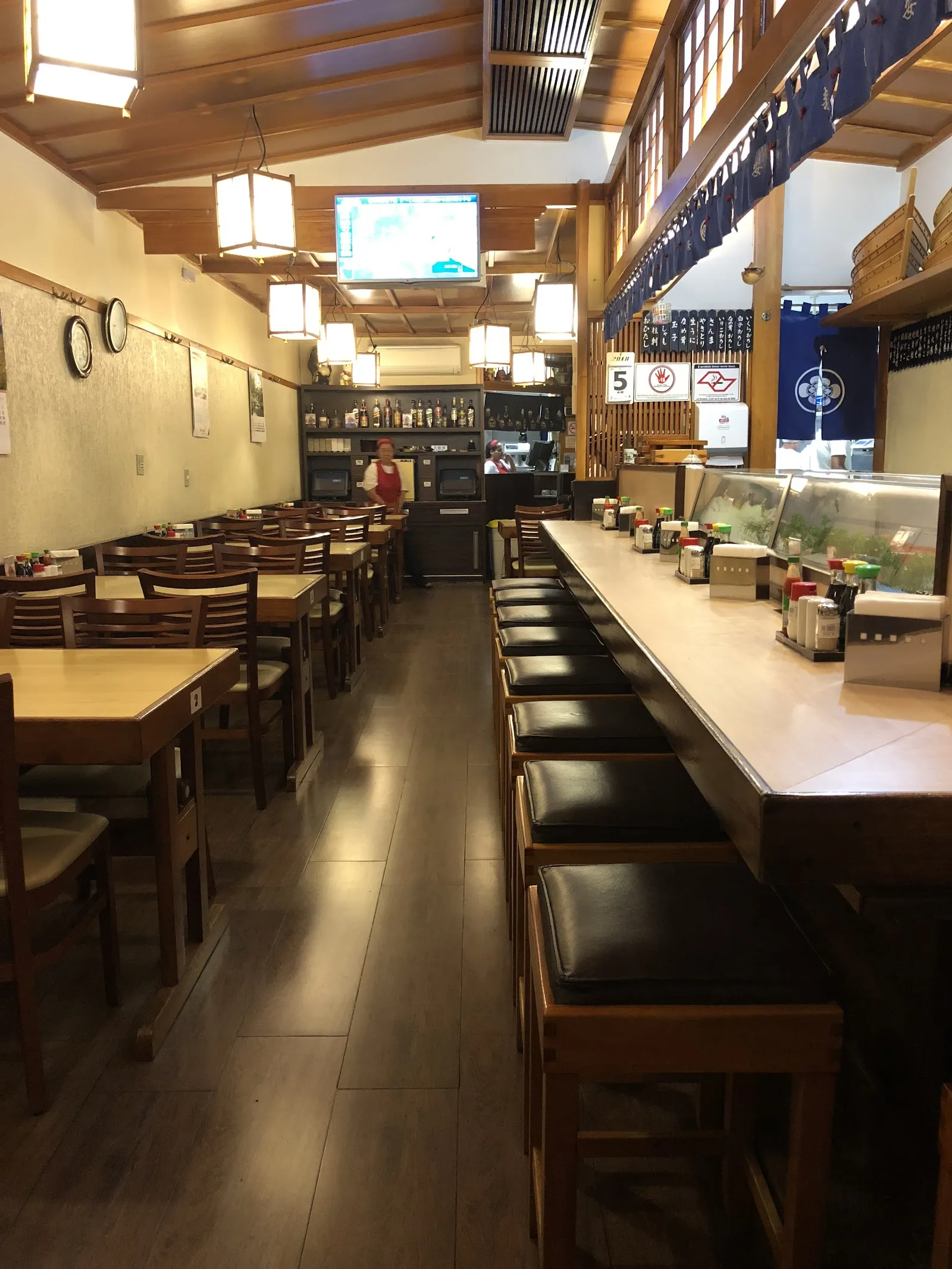Sushi Yassu São Paulo Japanese — Traditional Liberdade dining room