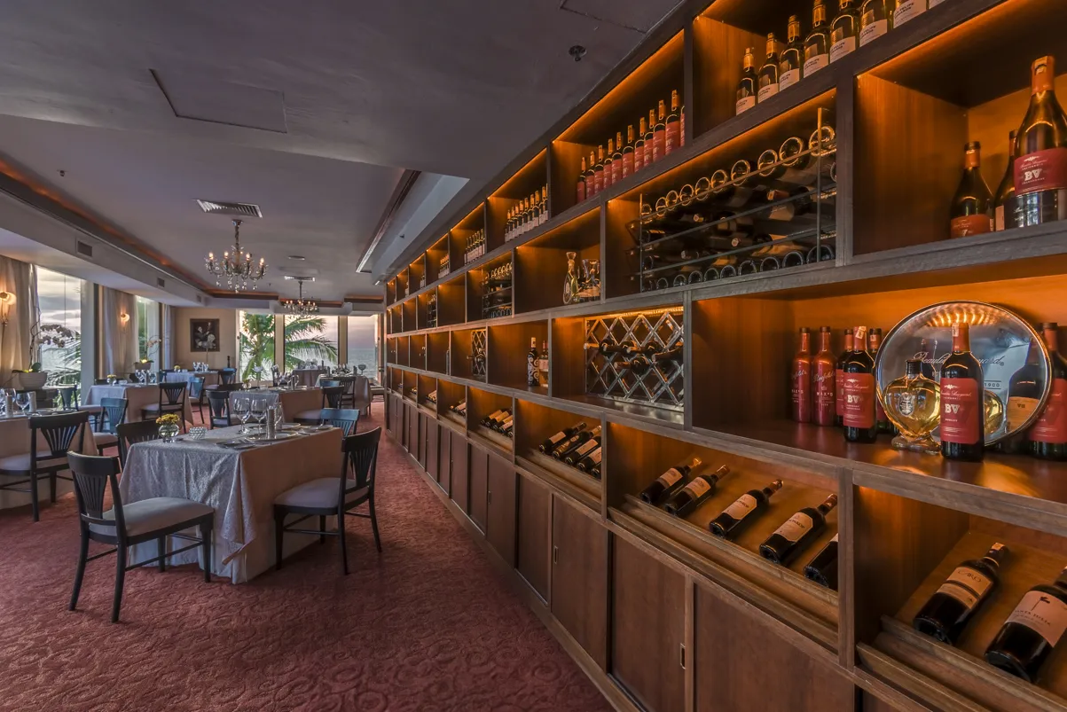 Ferdinand's at Shangri-La Tanjung Aru