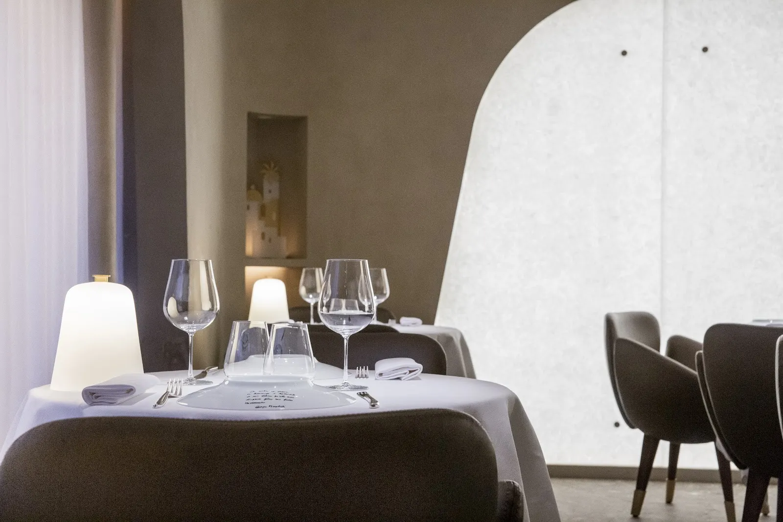 MAVROMMATIS Paris — 5th arrondissement / Latin Quarter dining room