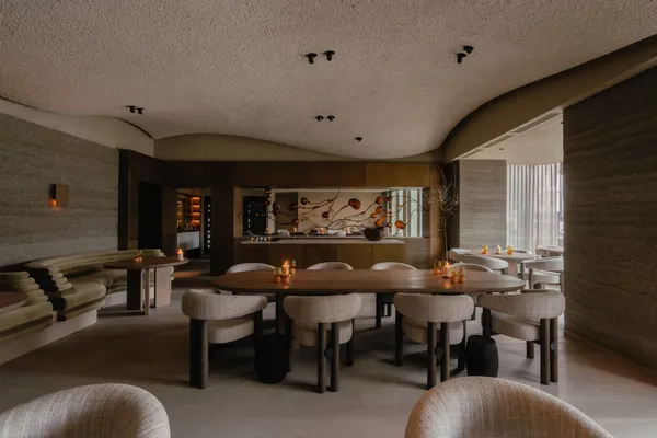 Flore Amsterdam two Michelin star restaurant canal view Hotel de l'Europe