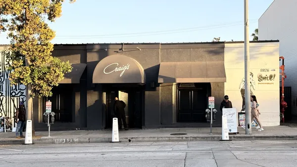 Craig's restaurant West Hollywood Melrose celebrity dining