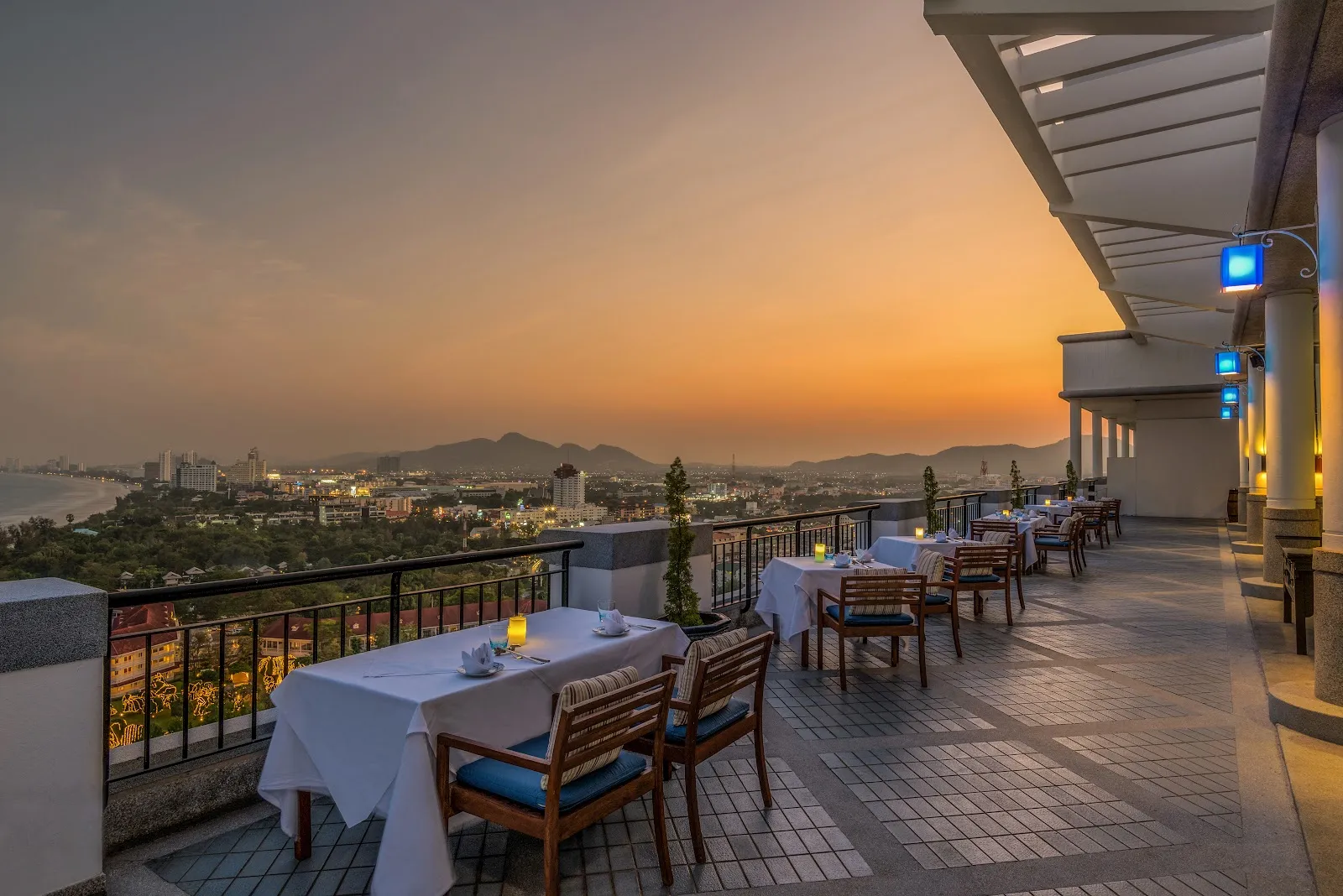 17th-floor Chinese dining room with Gulf views at White Lotus, Hilton Hua Hin