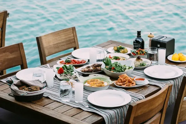 Ferdi Baba, Çeşme