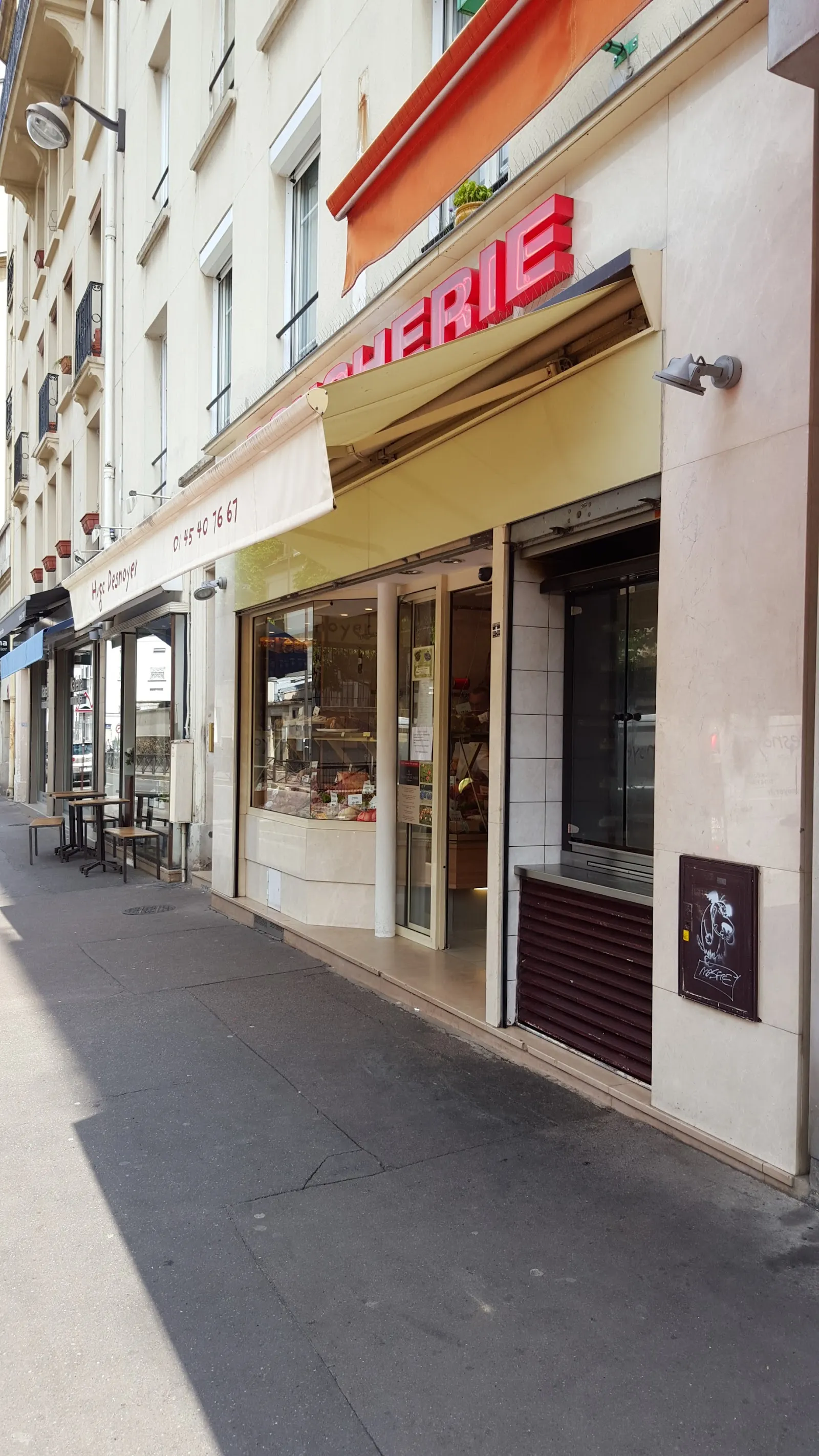 HUGO DESNOYER Paris — 16th arrondissement / Auteuil dining room