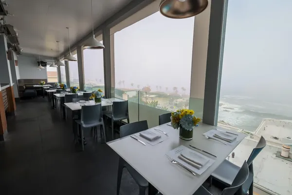 George's at the Cove restaurant