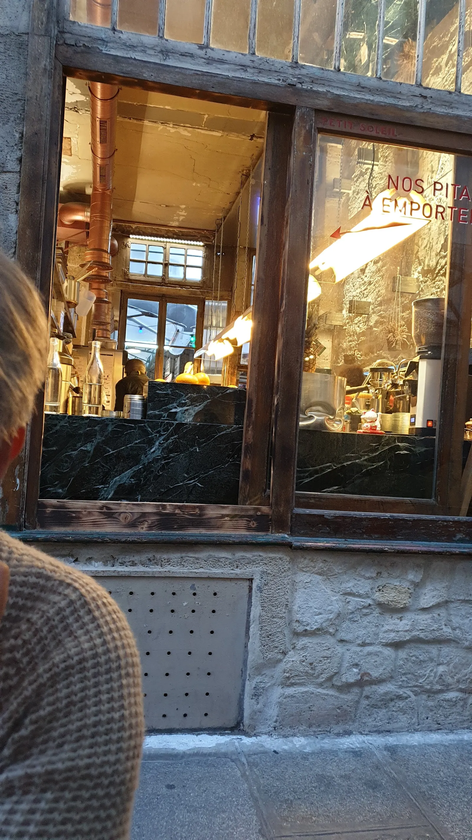 MARCHÉ DES ENFANTS ROUGES Paris — 3rd arrondissement / Marais dining room