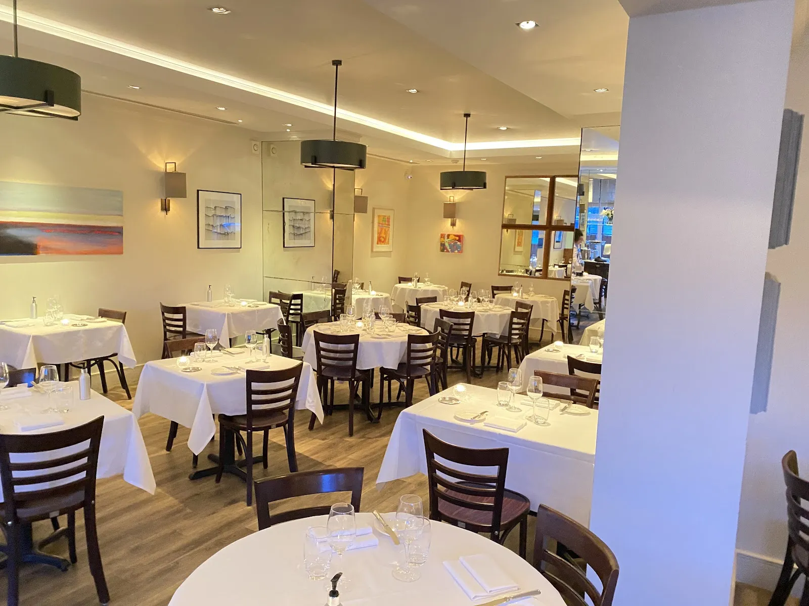 CHEZ BRUCE London — Wandsworth / Tooting Bec dining room