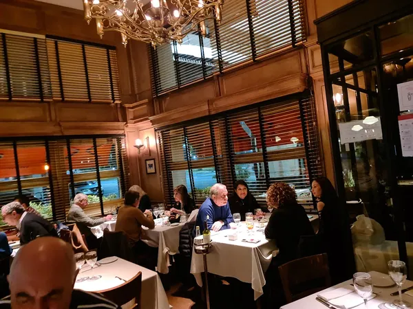 Sottovoce Buenos Aires Recoleta Libertador Italian institution pasta hand rolled restaurant interior