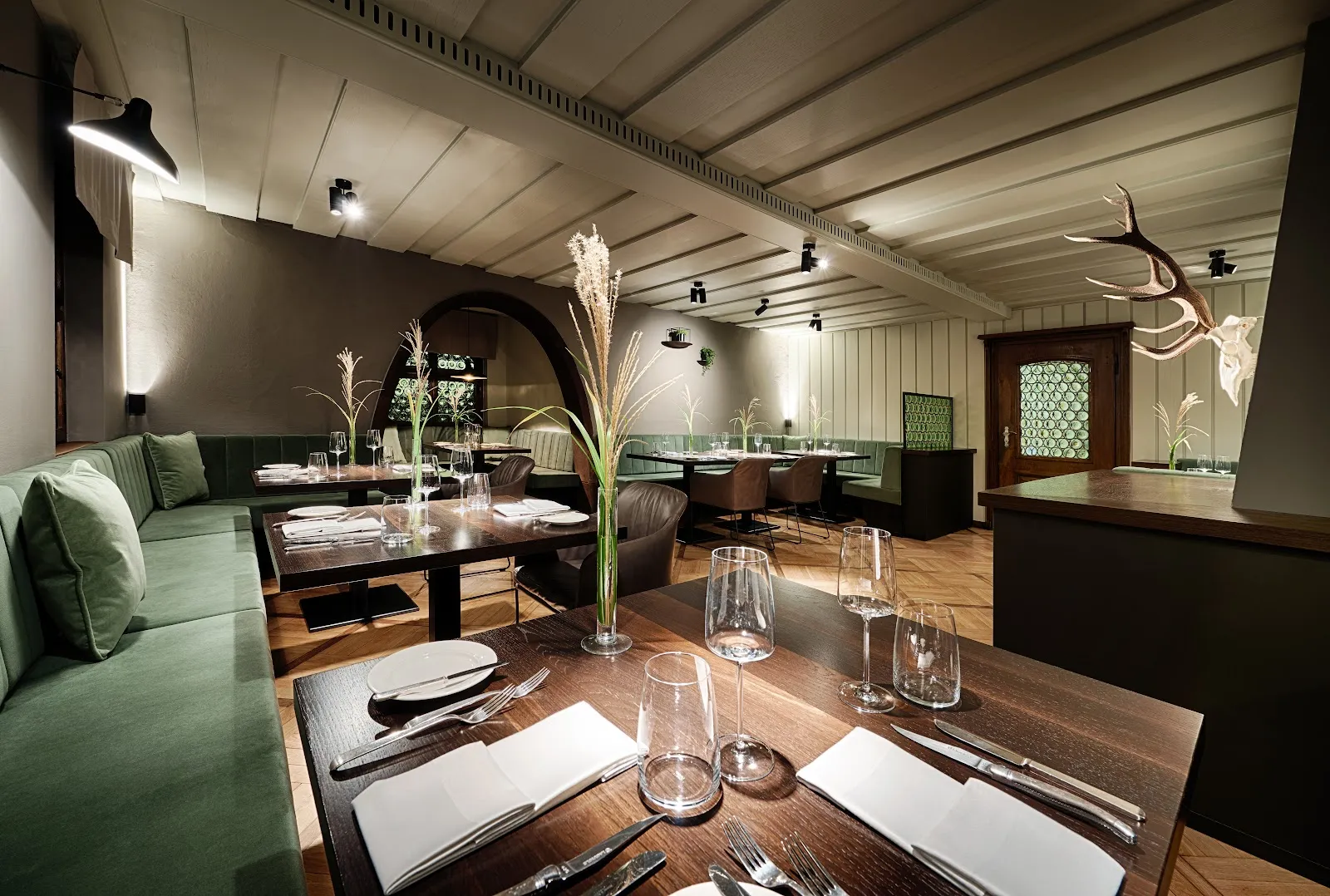 Waidwerk dining room