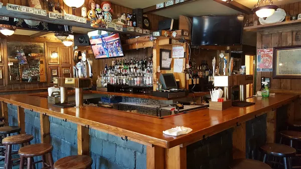 Anna Liffey's Irish pub New Haven Temple Street craft beer