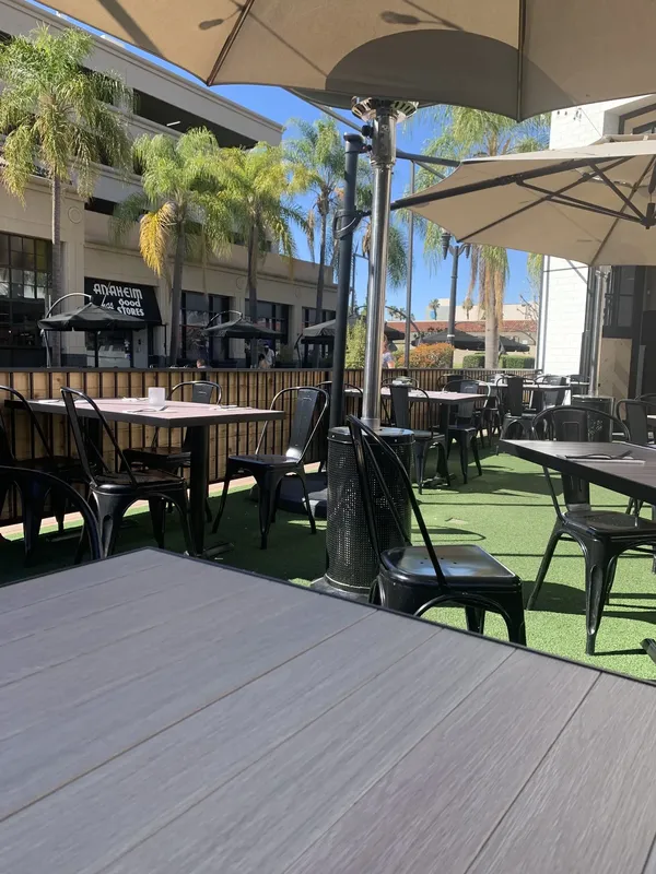 Craft by Smoke & Fire restaurant