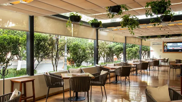 Le Bouchon Mexico City french bistro
