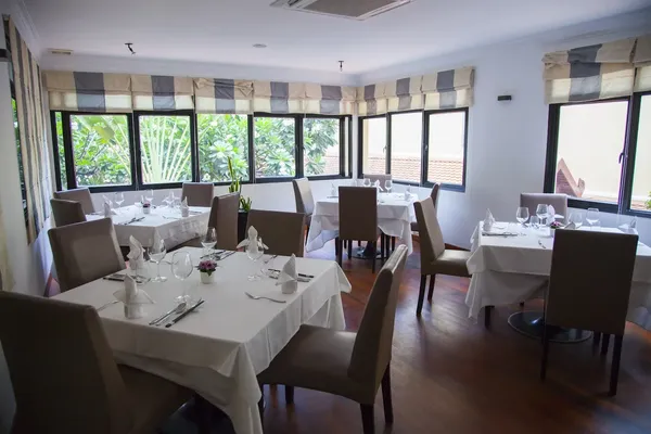 Malis restaurant