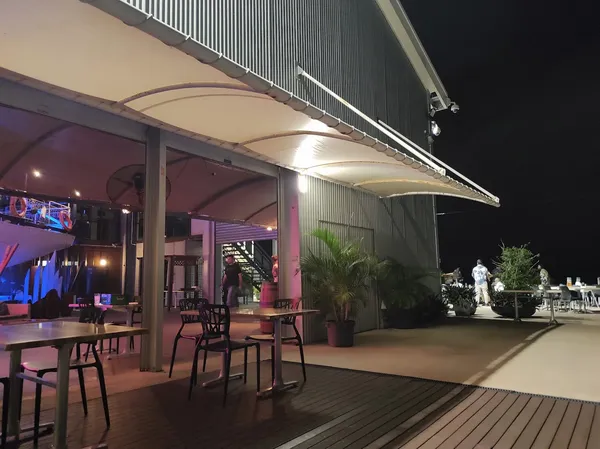Crustaceans on the Wharf Darwin Top End Seafood restaurant
