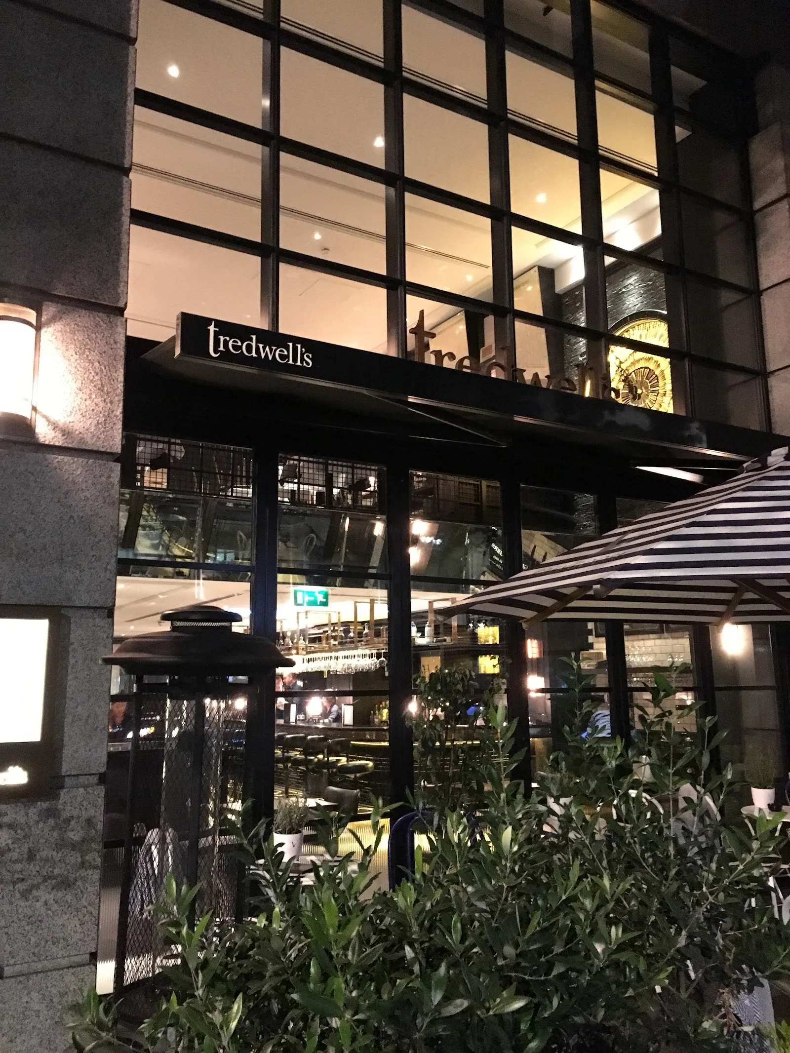 TREDWELLS London — Covent Garden dining room