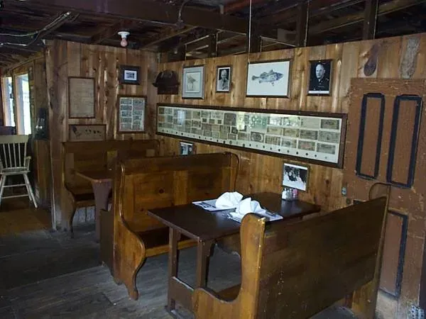 Cap's Place Fort Lauderdale seafood