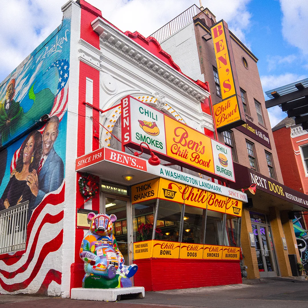 Ben's Chili Bowl Washington DC American Diner U Street dining room