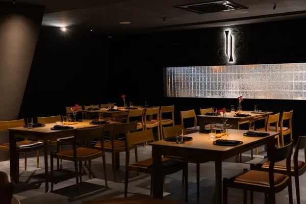 Nén Danang — Da Nang Modern Vietnamese / Tasting Menu dining room