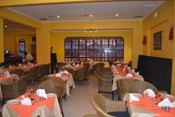 Mali's, Durban
