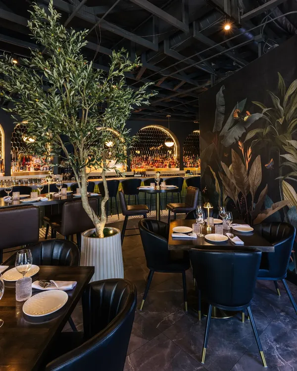 Belmont Kitchen & Cocktails restaurant